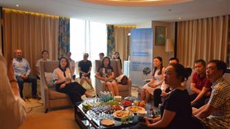 歐美產(chǎn)業(yè)園多維度開(kāi)展“暖企”商務(wù)洽談交流活動(dòng)